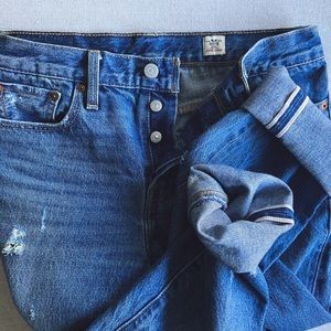 Levi’s white oak cone 501 selvedge denim size 28